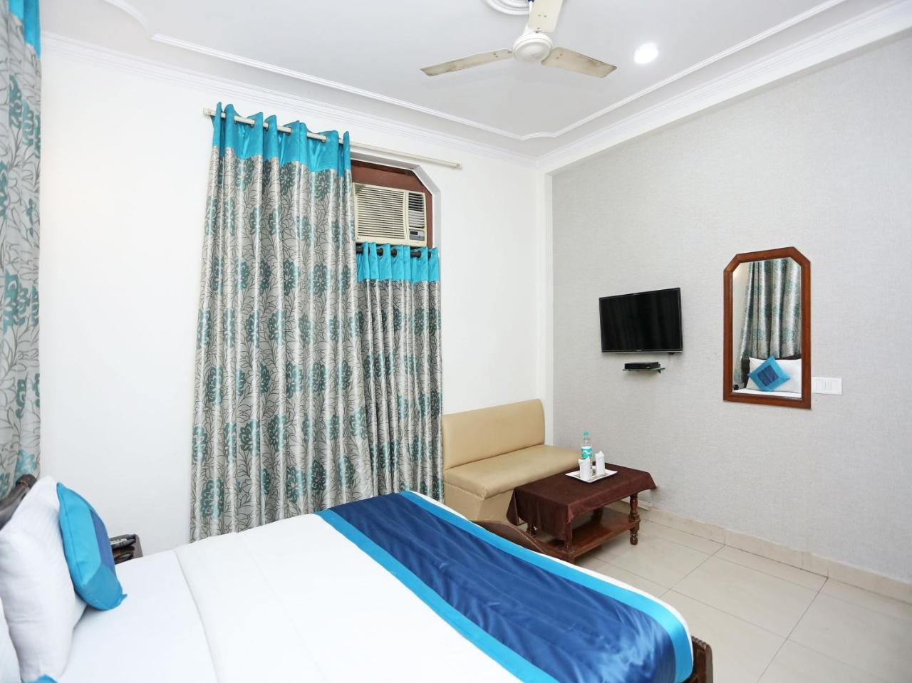 Oyo 472 Hotel Sareen New Delhi Exterior photo
